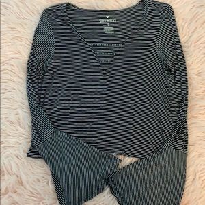 American Eagle long sleeve tee